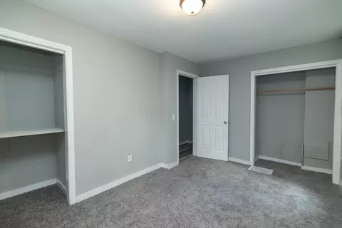 Bedroom - 622 E Mulberry St, Bloomington, IL 61701 photo 2 of 6