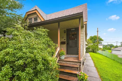 2508 Western Ave, Davenport, IA 52803