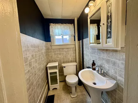 Bath - 503 NE 3rd St, Aledo, IL 61231 photo 1 of 5