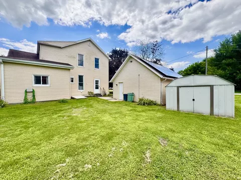 Exterior - 503 NE 3rd St, Aledo, IL 61231 photo 2 of 3