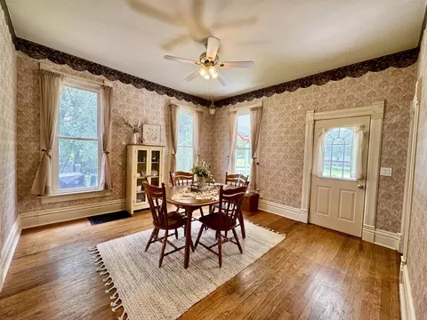 Dining - 503 NE 3rd St, Aledo, IL 61231 photo 1 of 4