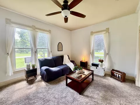 Living - 503 NE 3rd St, Aledo, IL 61231 photo 3 of 3