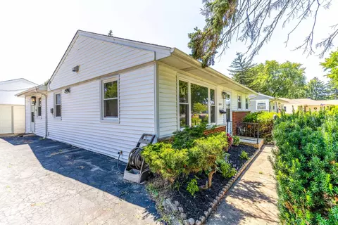 Other - 2814 Cardinal Dr, Rolling Meadows, IL 60008 photo 2 of 4