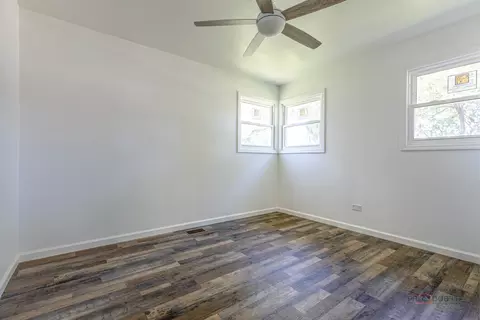 Bedroom - 2814 Cardinal Dr, Rolling Meadows, IL 60008 photo 1 of 4