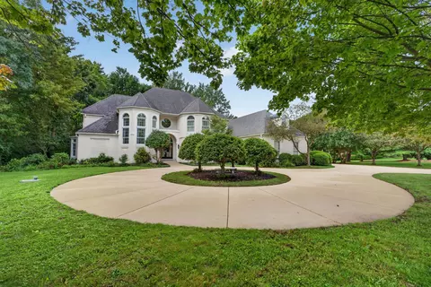 6 N538 Brookhaven Ln, Saint Charles, IL 60175