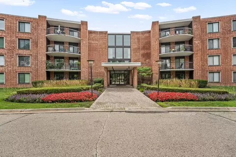 1505 E Central Rd #402-A, Arlington Heights, IL 60005