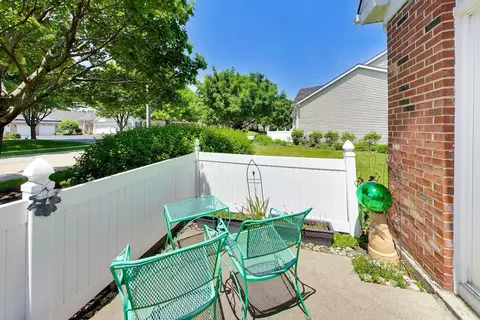 Exterior - 21119 W Braxton Ln, Plainfield, IL 60544 photo 3 of 9