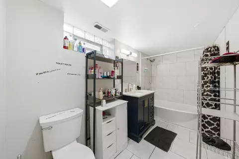 Bath - 500 E 92nd St, Chicago, IL 60619 photo 1 of 2
