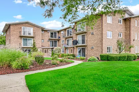 9040 W 140th St #2B, Orland Park, IL 60462