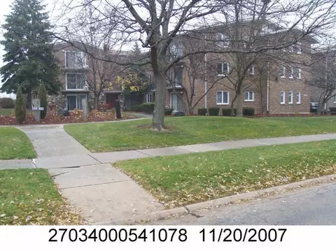 9040 W 140th St #2B, Orland Park, IL 60462