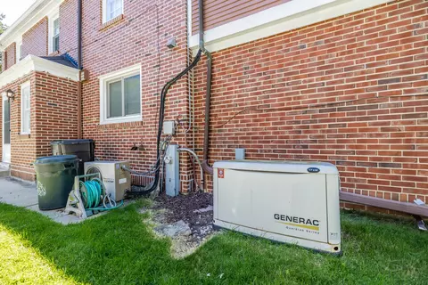 Exterior - Undisclosed, River Forest, IL 60305 photo 3 of 4