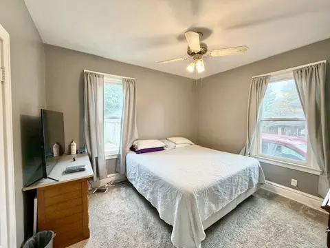 Bedroom - 319 Oak St, Elgin, IL 60123 photo 5 of 5
