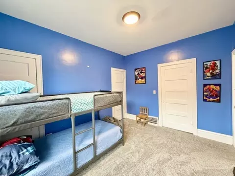 Bedroom - 319 Oak St, Elgin, IL 60123 photo 2 of 5
