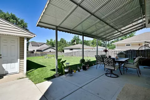 Other - 214 N William St, Mount Prospect, IL 60056 photo 2 of 3