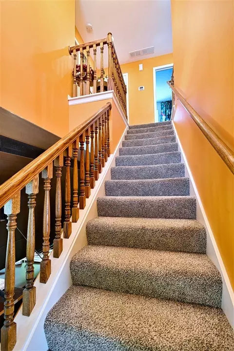 Entry Way - 214 N William St, Mount Prospect, IL 60056 photo 2 of 2
