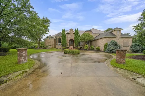 1071 Country Ln, Bourbonnais, IL 60914