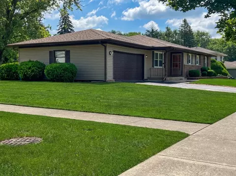 Exterior - 4120 Sumter Dr, Matteson, IL 60443 photo 4 of 4