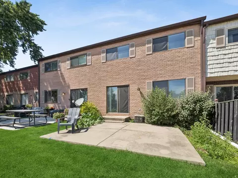 Exterior - 1631 Bow Trl, Wheeling, IL 60090 photo 1 of 2