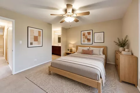 Bedroom - 855 Johnstown Ln #A, Wheaton, IL 60189 photo 1 of 8