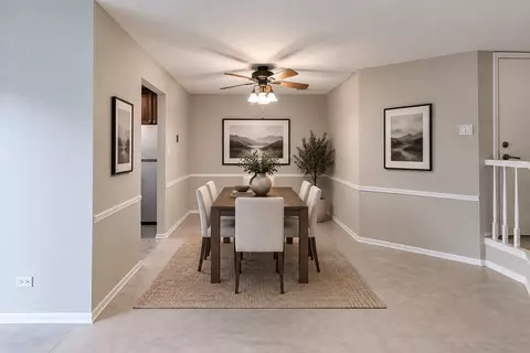 Dining - 855 Johnstown Ln #A, Wheaton, IL 60189 photo 2 of 2