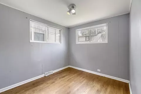 Bedroom - 1002 Circle Ave, Forest Park, IL 60130 photo 4 of 9