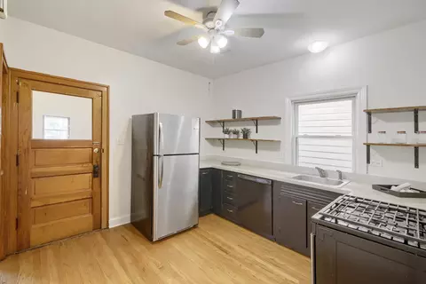 Kitchen - 1002 Circle Ave, Forest Park, IL 60130 photo 2 of 4