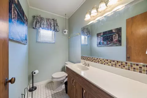 Bath - Undisclosed, Park Forest, IL 60466 photo 1 of 2