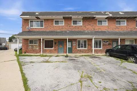 3926 W Columbus Ave #3926, Chicago, IL 60652