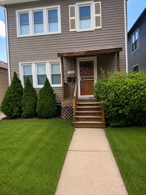 5302 N Luna Ave, Chicago, IL 60630