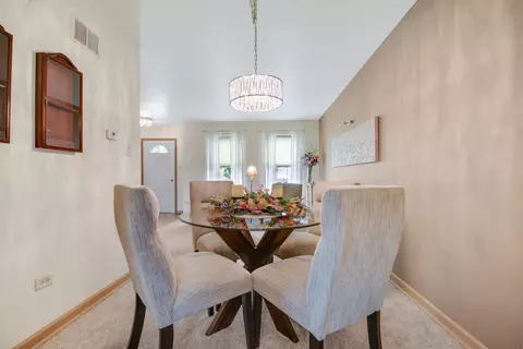 Dining - 1506 Lasser Dr, Plainfield, IL 60586 photo 2 of 3