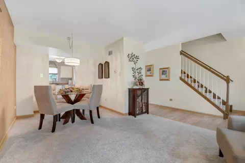 Dining - 1506 Lasser Dr, Plainfield, IL 60586 photo 1 of 3