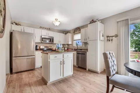 Kitchen - 1506 Lasser Dr, Plainfield, IL 60586 photo 1 of 5