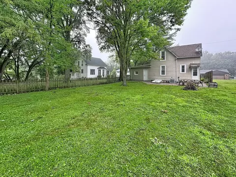 Exterior - 1156 33rd Ave, Moline, IL 61265 photo 5 of 5