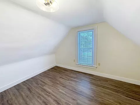 Bedroom - 1156 33rd Ave, Moline, IL 61265 photo 4 of 6