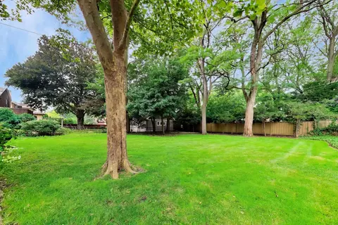 Exterior - 1240 William St, River Forest, IL 60305 photo 6 of 9