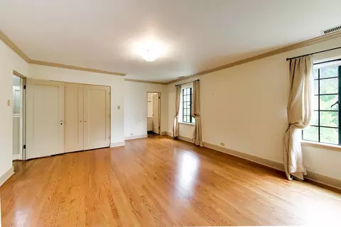 Bedroom - 1240 William St, River Forest, IL 60305 photo 2 of 9