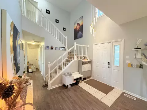 Entry Way - 2443 Baldwin Ct, Aurora, IL 60503 photo 1 of 2