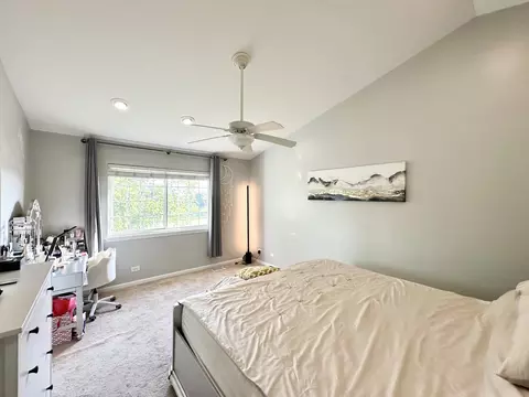 Bedroom - 2443 Baldwin Ct, Aurora, IL 60503 photo 2 of 4