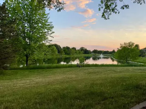 View/Area - 2443 Baldwin Ct, Aurora, IL 60503 photo 6 of 6