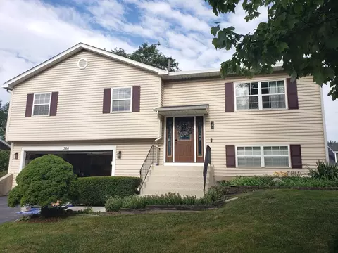 360 Homewood Dr, Bolingbrook, IL 60440