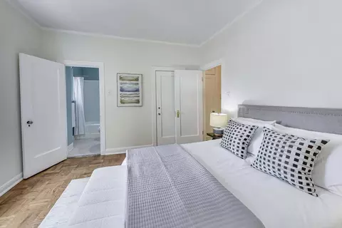 Bedroom - 222 E Chestnut St #9D, Chicago, IL 60611 photo 2 of 4
