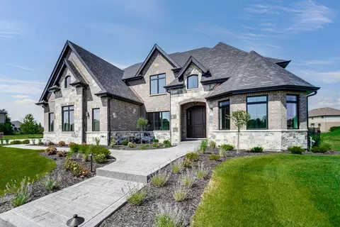 20145 Waterview Trl, Frankfort, IL 60423