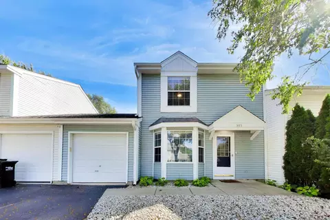 505 Newbury Dr, Island Lake, IL 60042