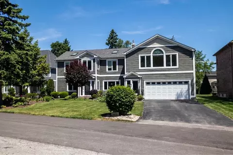 3404 Meadow Ln, Glenview, IL 60025