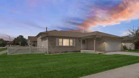 Exterior - 322 Central Ave, Matteson, IL 60443 photo 2 of 4