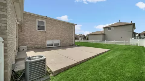 Exterior - 322 Central Ave, Matteson, IL 60443 photo 3 of 4