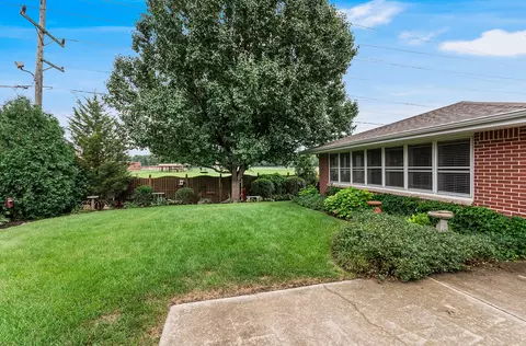 Exterior - 1820 Root St, Crest Hill, IL 60403 photo 5 of 6