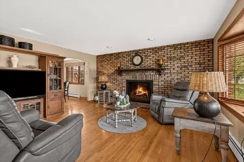 Living - 1820 Root St, Crest Hill, IL 60403 photo 1 of 1