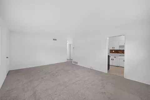 Living - 4944 Wilton Pl, Riverside, CA 92504 photo 3 of 5