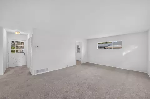 Living - 4944 Wilton Pl, Riverside, CA 92504 photo 2 of 5